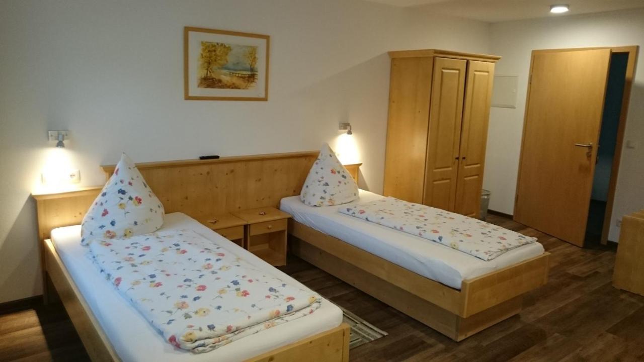 Hotel Mühldorfer Hof Altötting Zimmer foto